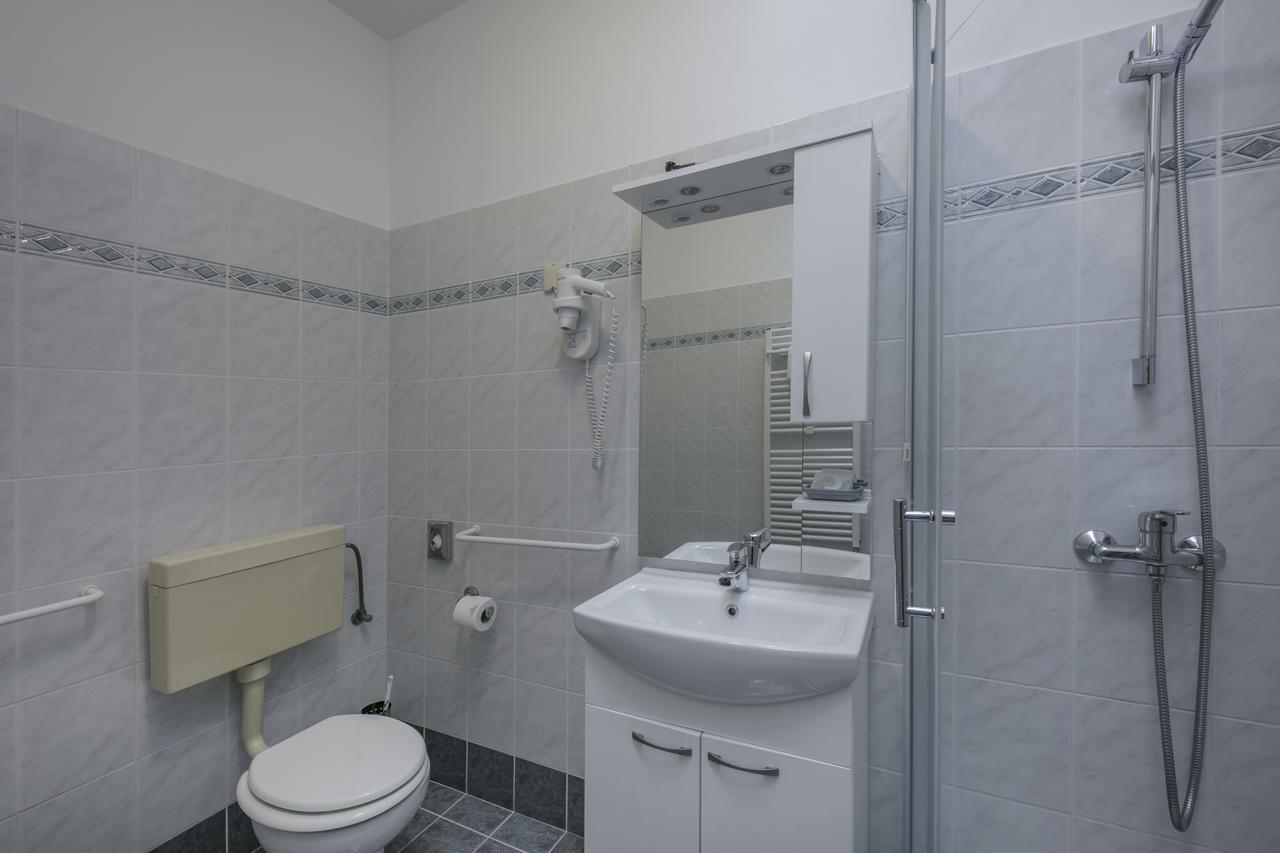 Kredo B&B Mali Losinj Ruang foto